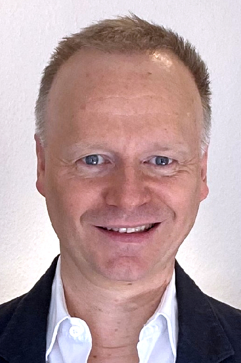 Oliver Franz, Diplom-Kaufmann